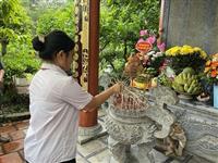 Lễ dâng hương tưởng niệm ngày Thương binh liệt sĩ của trường THCS Quang Trung 