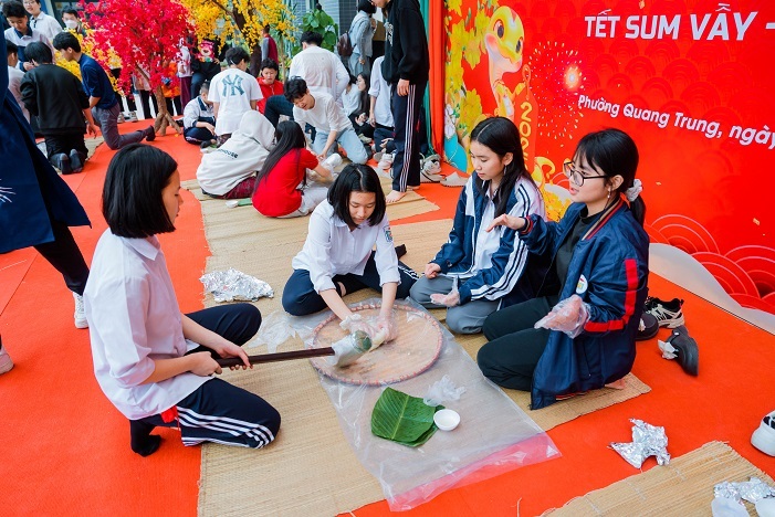TƯNG BỪNG LỄ HỘI BÁNH CHƯNG 2025 TẠI TRƯỜNG THCS QUANG TRUNG